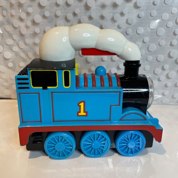 Little Tikes Thomas the 🚂Train 💡Light n Go Flashlight - Picture 6 of 11